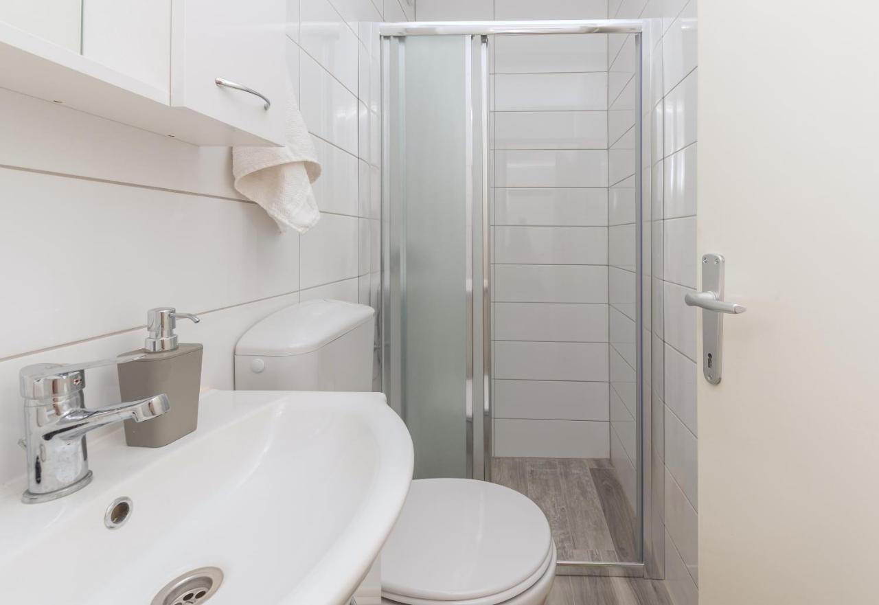 Apartment Strawberry Makarska Eksteriør billede