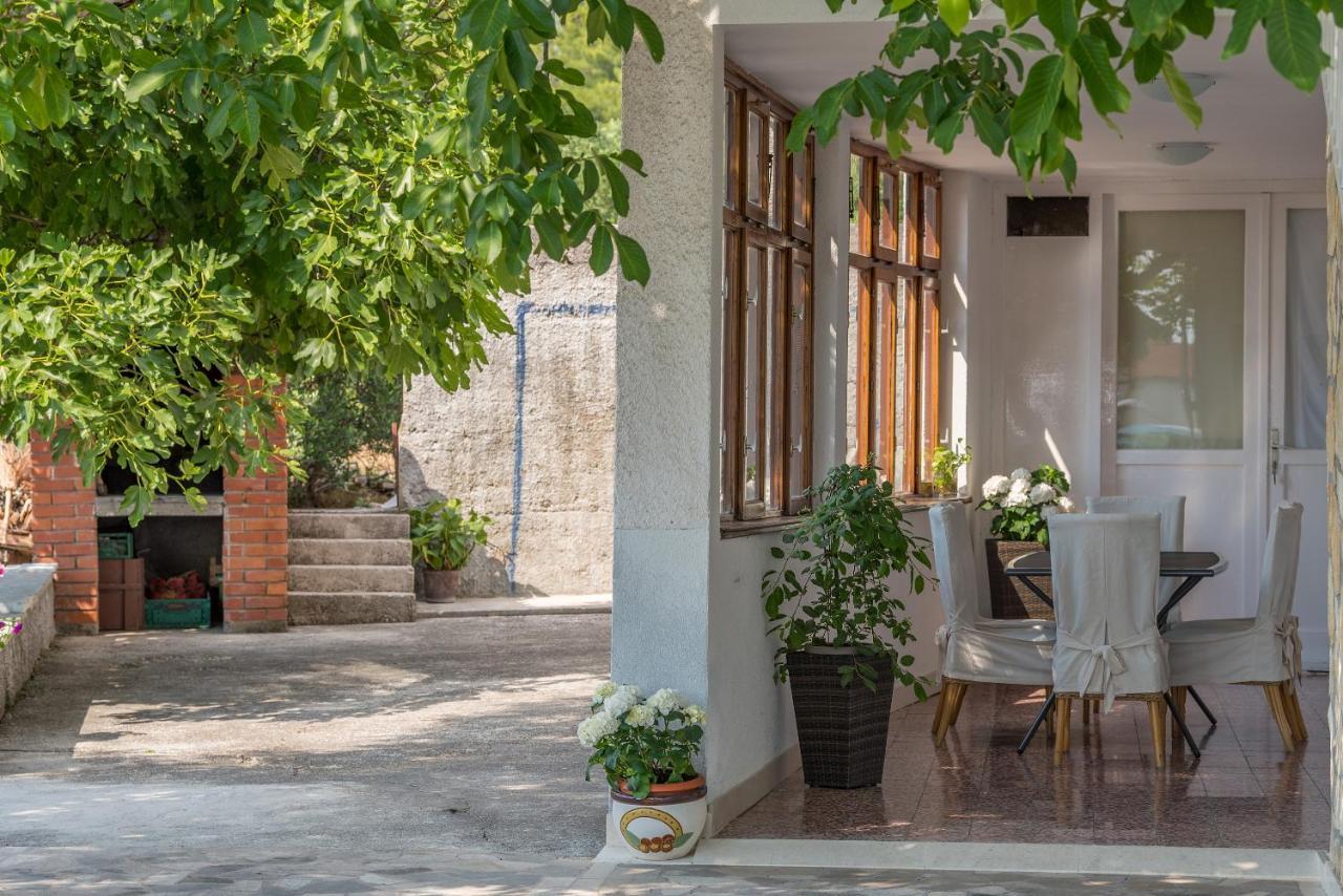 Apartment Strawberry Makarska Eksteriør billede